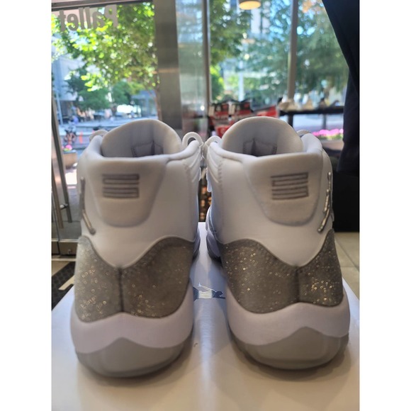 Jordan 11 metallic size 9.5 - Picture 4 of 8